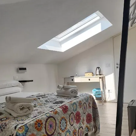 & Dintorni Гостевой дом 3*