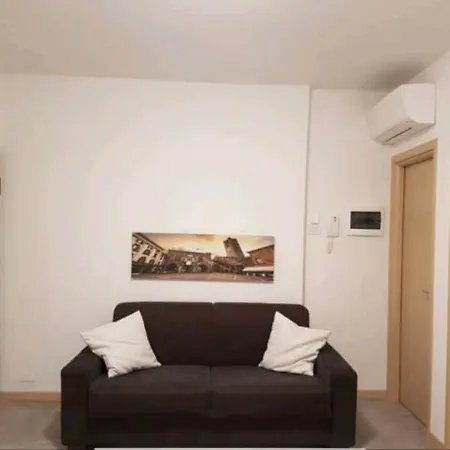 & Dintorni Гостевой дом Бергамо